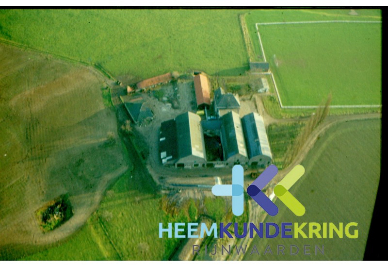 Spijk Boerderij Stam met voetbalveld Spijk Coll. G.B. Janssen (465)